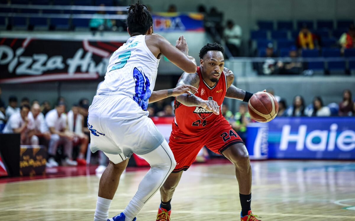 PBA Blackwater vs Phoenix Kentrell Barkley
