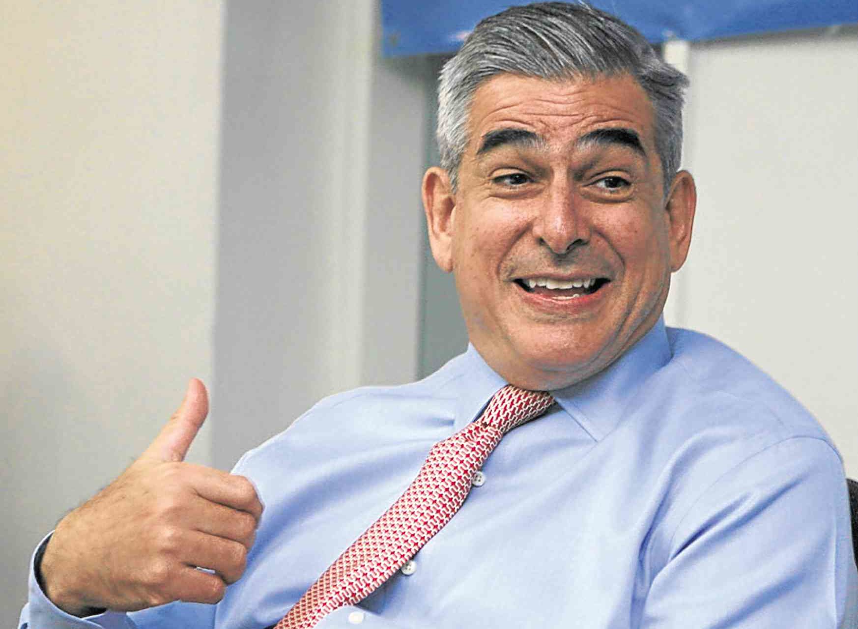 Zobel steps down as Globe chair; Consing takes over