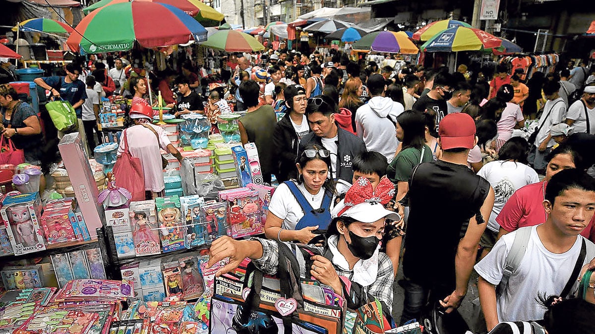 SWS: Quality of life dips for 5 in 10 Filipinos