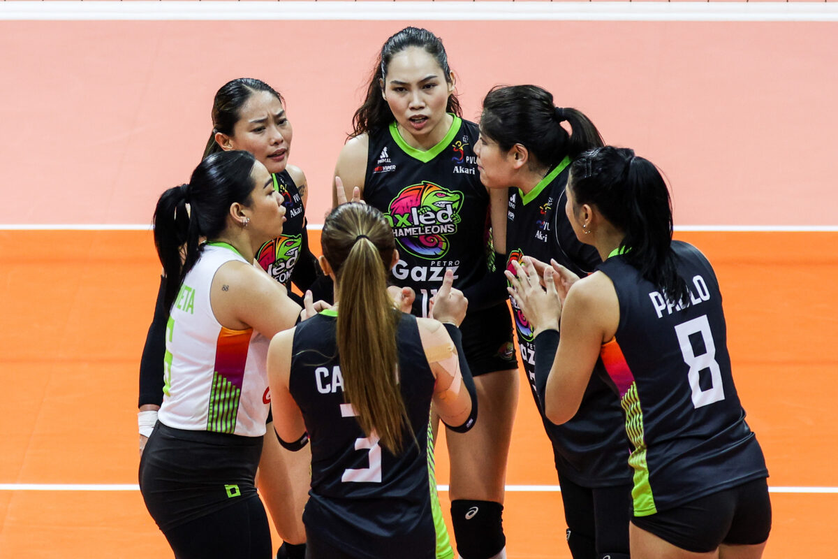 Nxled vs Farm Fresh PVL Invitational Conference