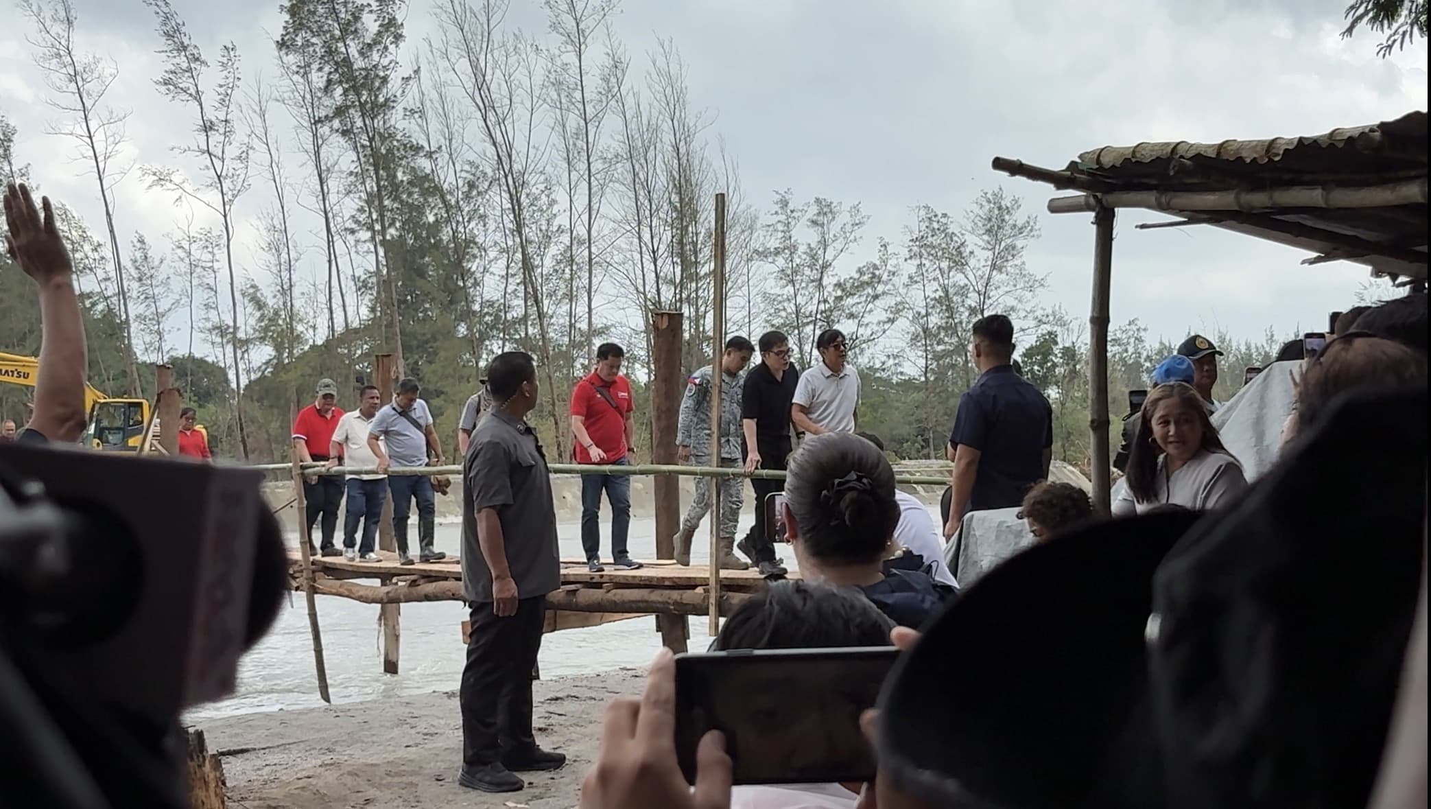 Marcos visits isolated village in Zambales