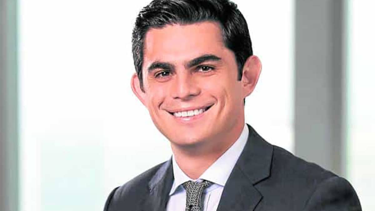 Ayala unit sees EVs hitting 50% of car sales amid oil crisis