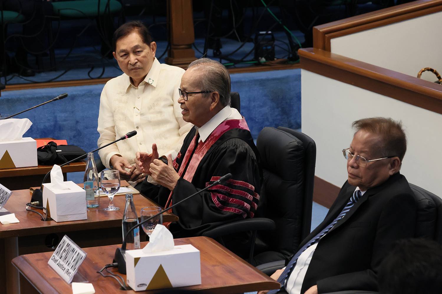 3 of 4 ex-justices: Votes to convict not fixed at 16