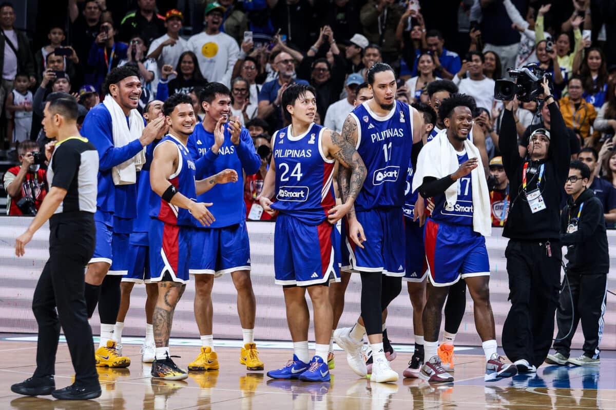 Dwight Ramos and GIlas Pilipinas celebrate after beating Jordan in the Fiba World Cup 2027 Asian Qualifiers at Mall of Asia Arena.
