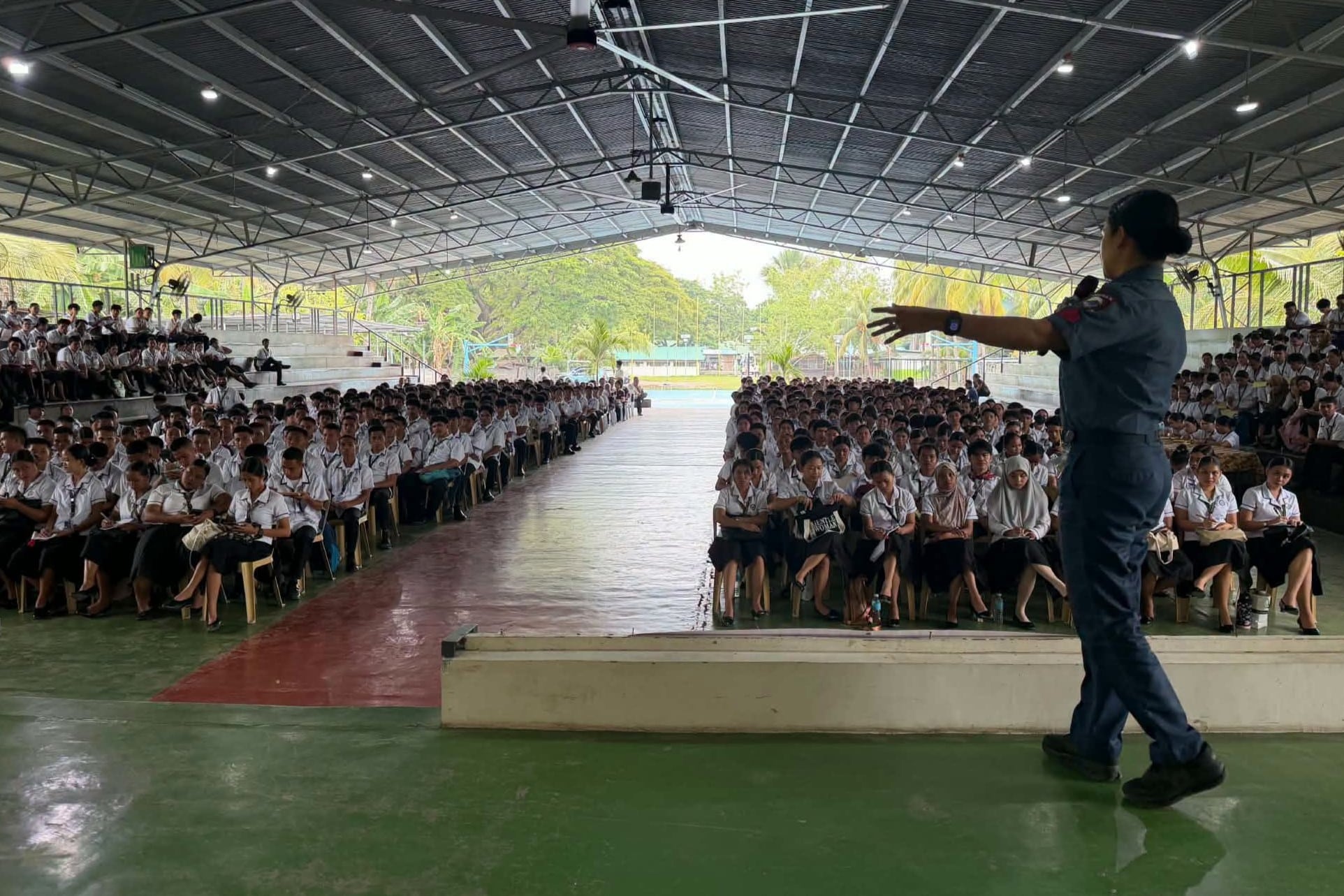 1,500 GenSan college students undergo campus safety seminar