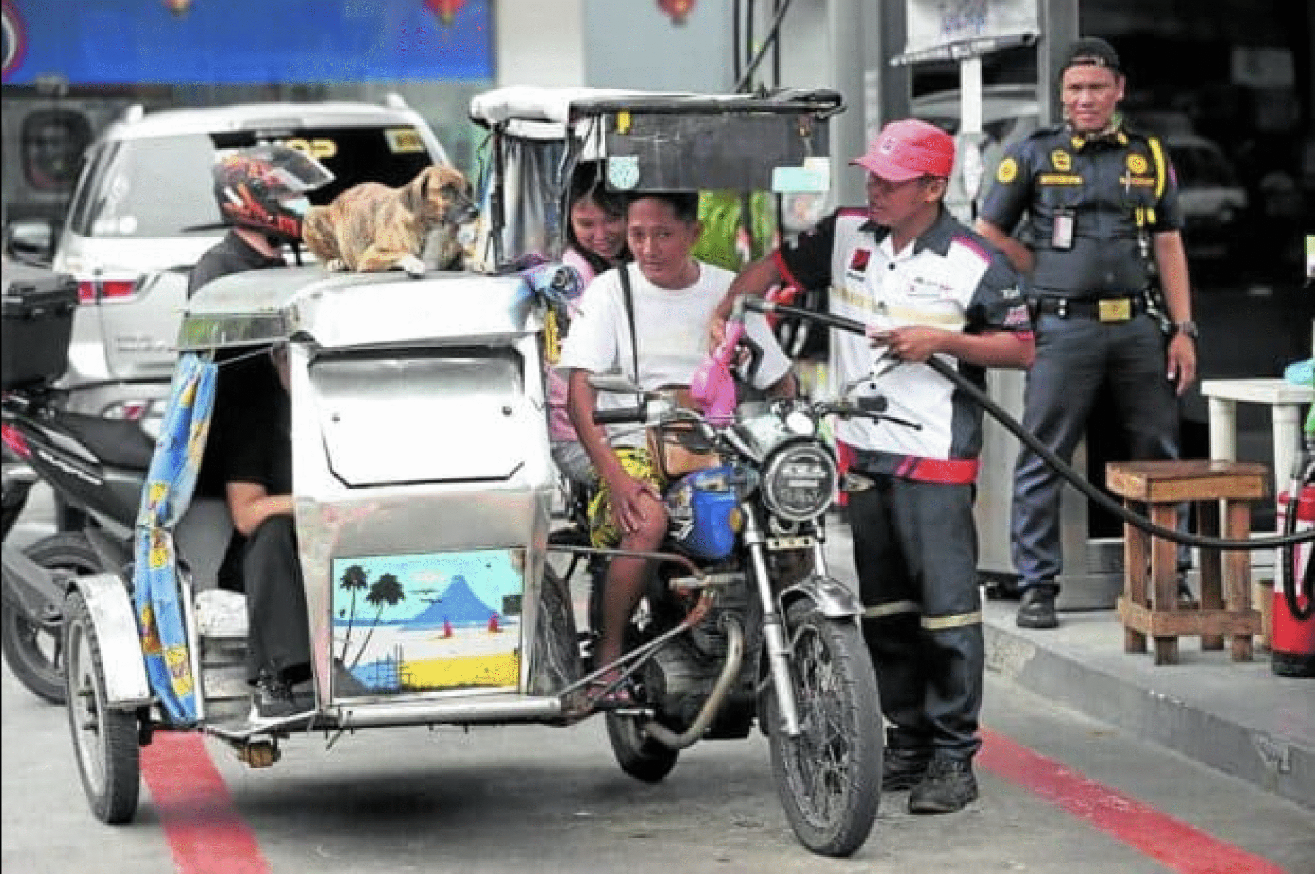 Iloilo City rolls out fuel subsidy for tricycle drivers