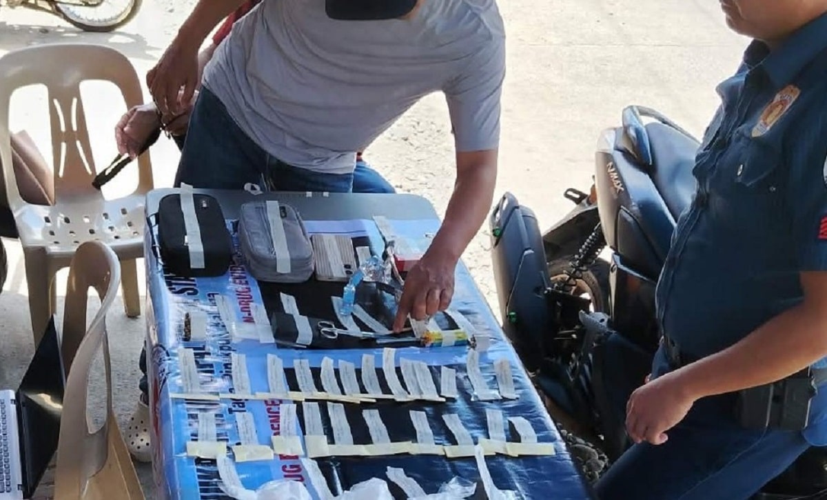 Helmetless rider arrested after cops find shabu, bullets in motorcycle