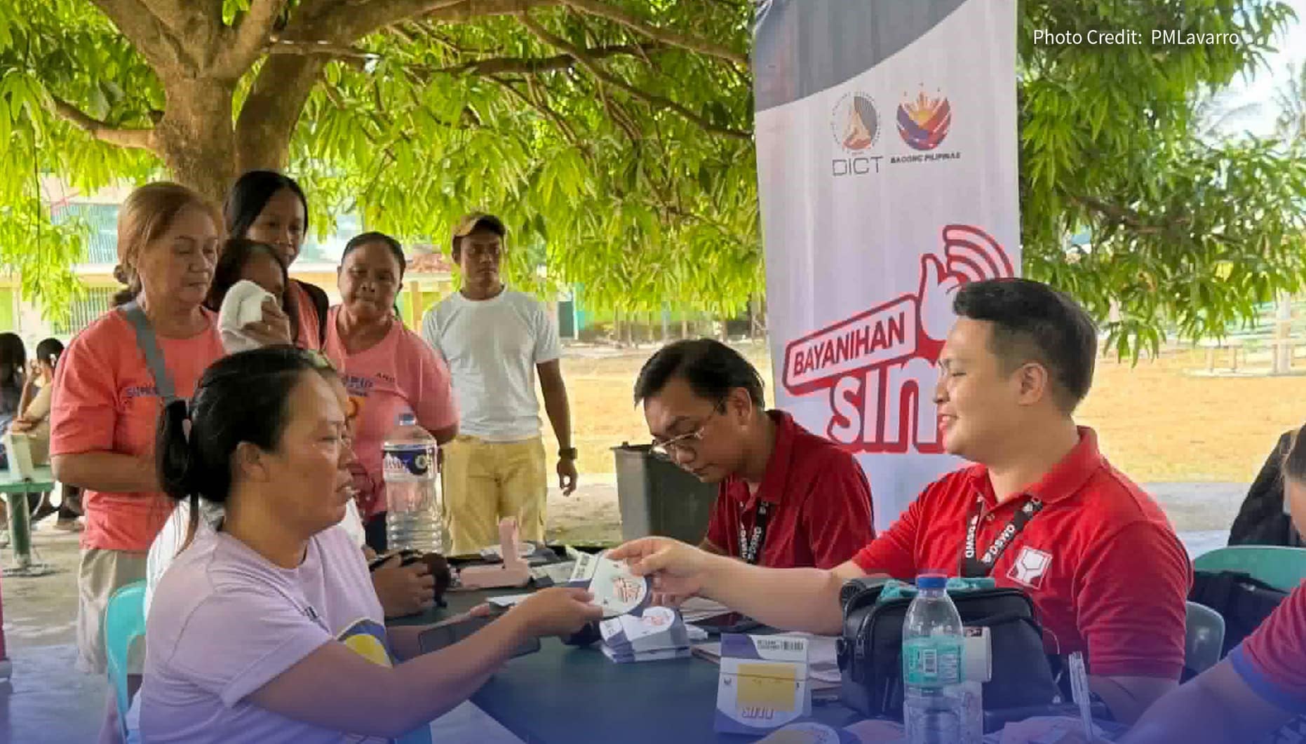 202 4Ps families on Quezon island receive free data SIM cards