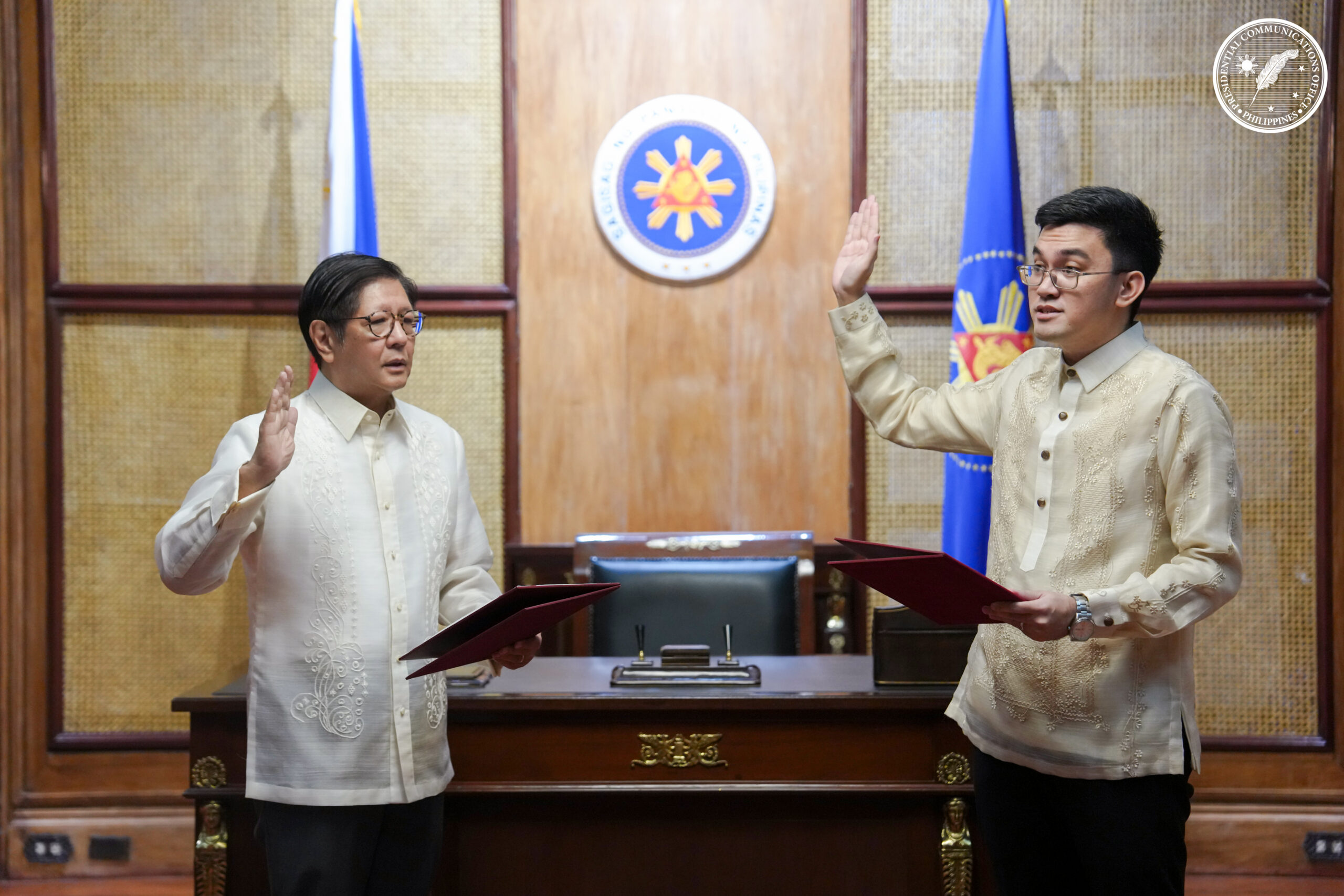 Marcos swears in Kim Robert de Leon as new DBM chief