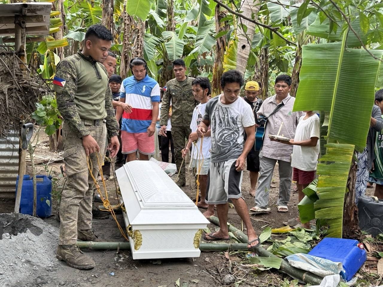 Army returns alleged NPA rebel’s remains to family in Mindoro