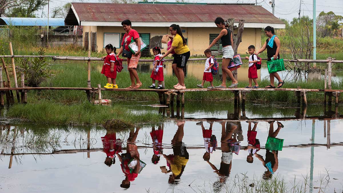 PH schools open under new calendar