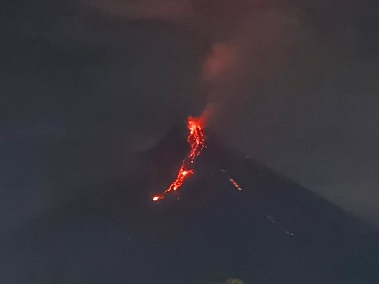 Phivolcs records ‘more energetic’ activity in Mayon Volcano