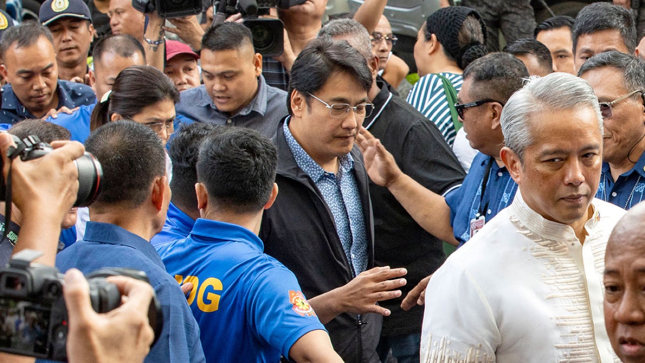 Revilla’s bid to remove judge from case denied