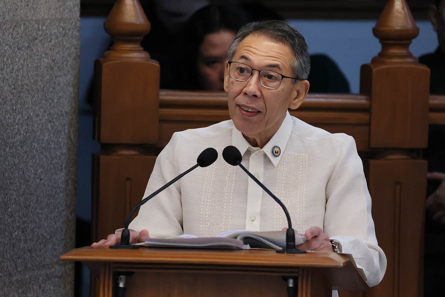 Diokno: If senator-judges are absent, will vacant seats decide case?