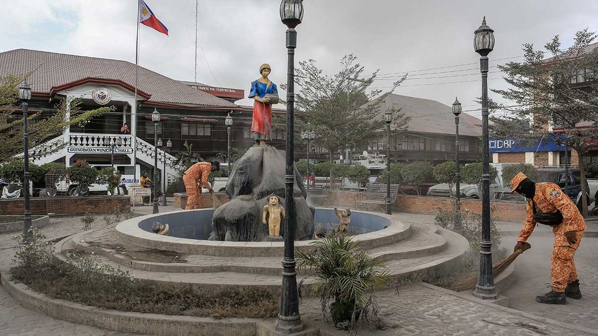 Albay declares state of calamity in areas affected by Mayon ashfall
