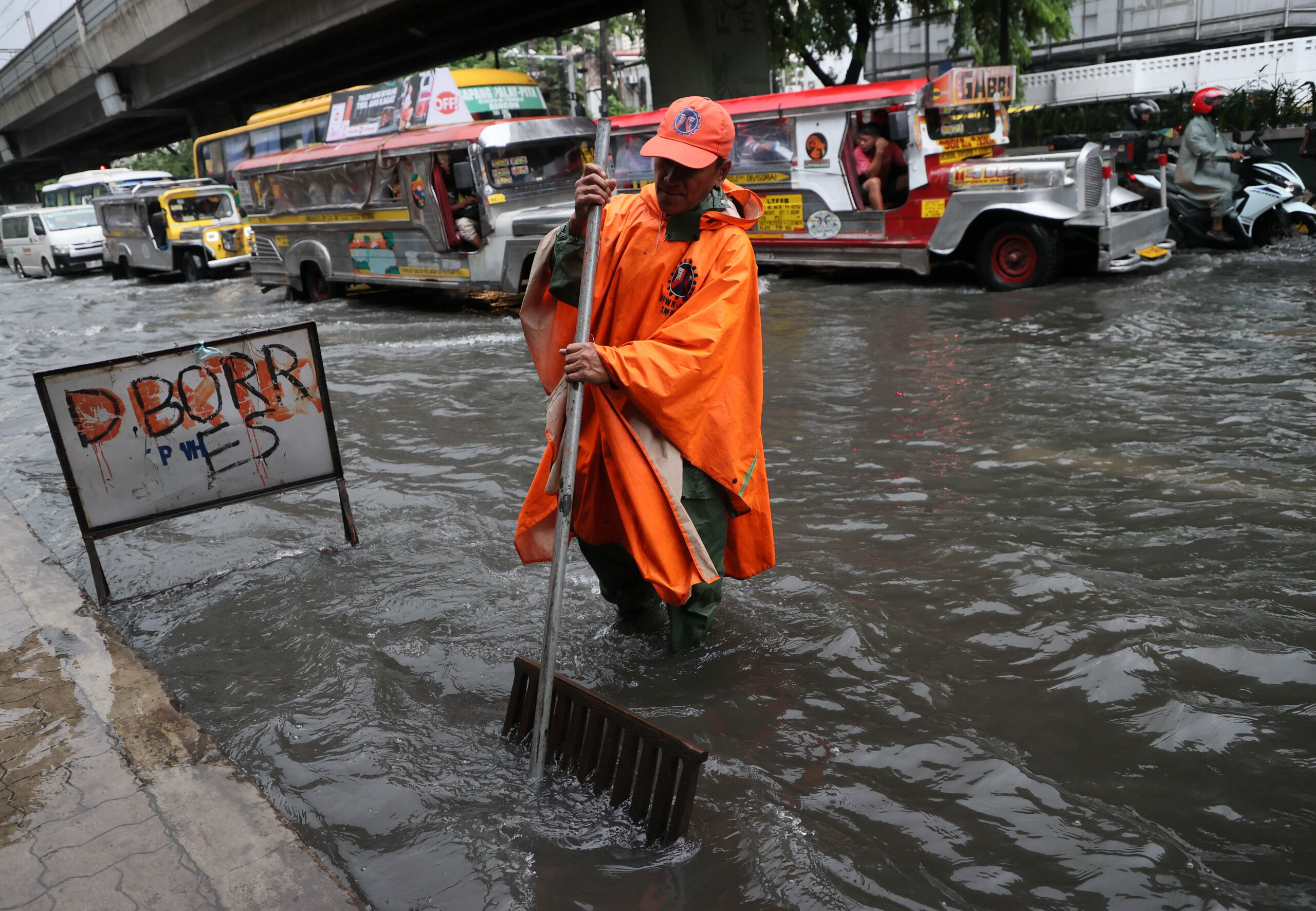 Red rainfall warning up over Metro Manila, parts of Luzon due to habagat