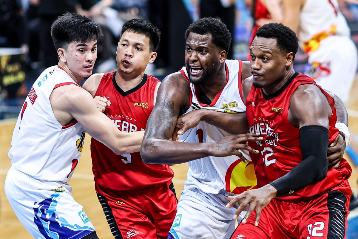 Scottie Thompson Justin Brownlee Barangay Ginebra vs Rain or Shine Game 3 PBA semifinals