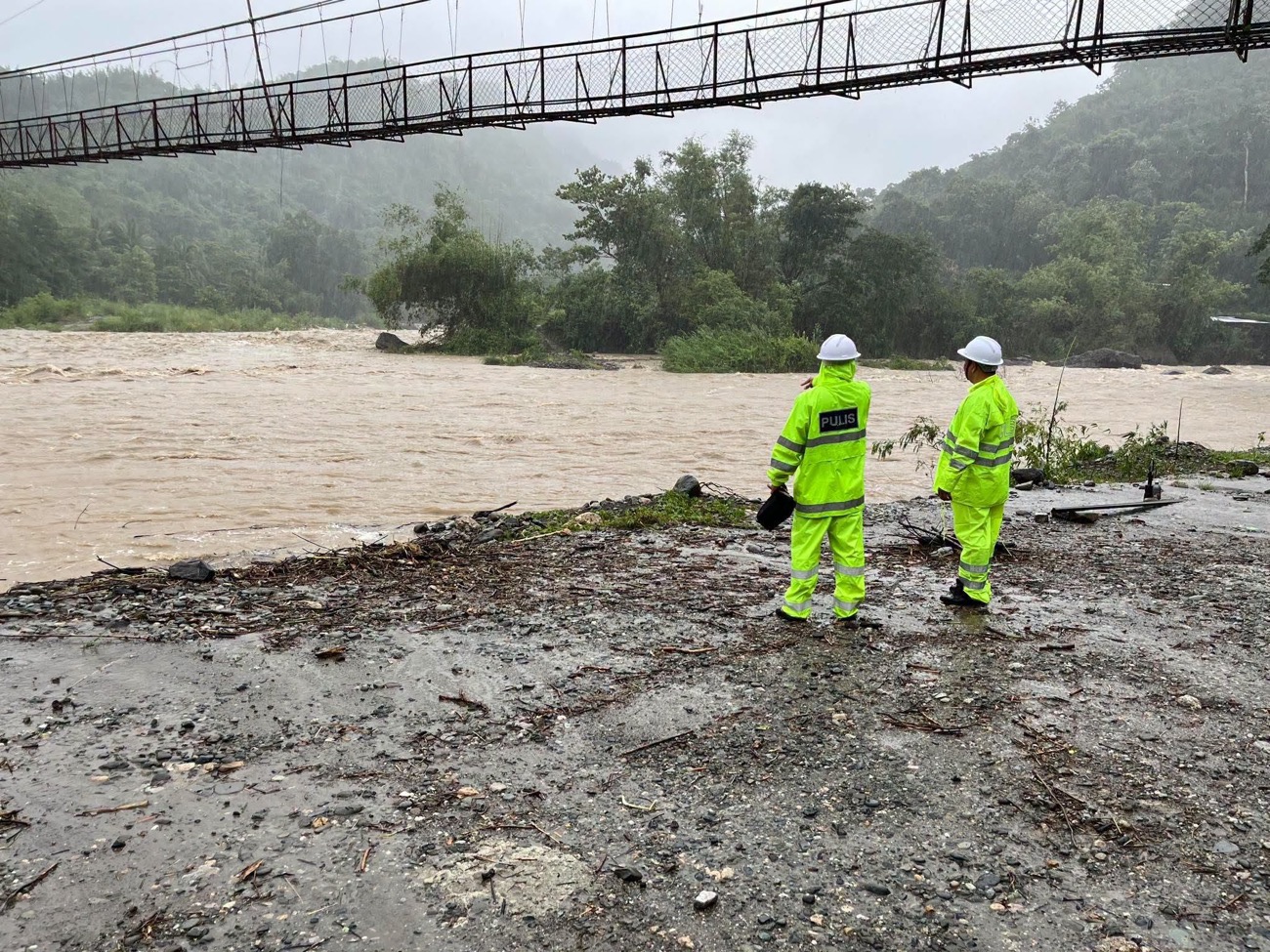 Ilocos Sur gov’t offices shift to alternative work setup amid rains
