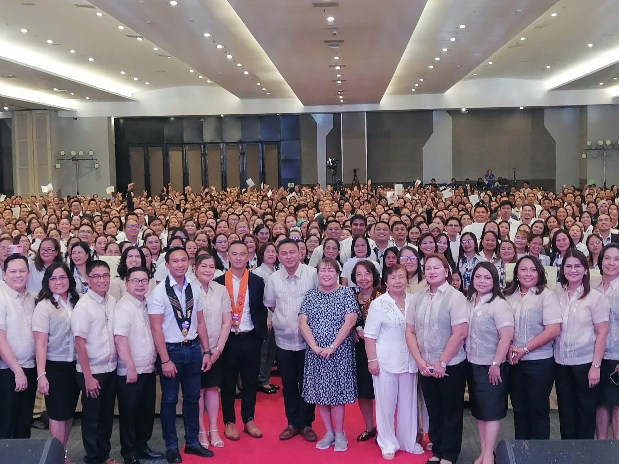 LOOK: Over 1,000 teachers in Davao region get promotion