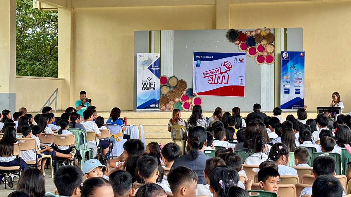 DICT distributes 36,140 Bayanihan SIM cards to Bicol learners