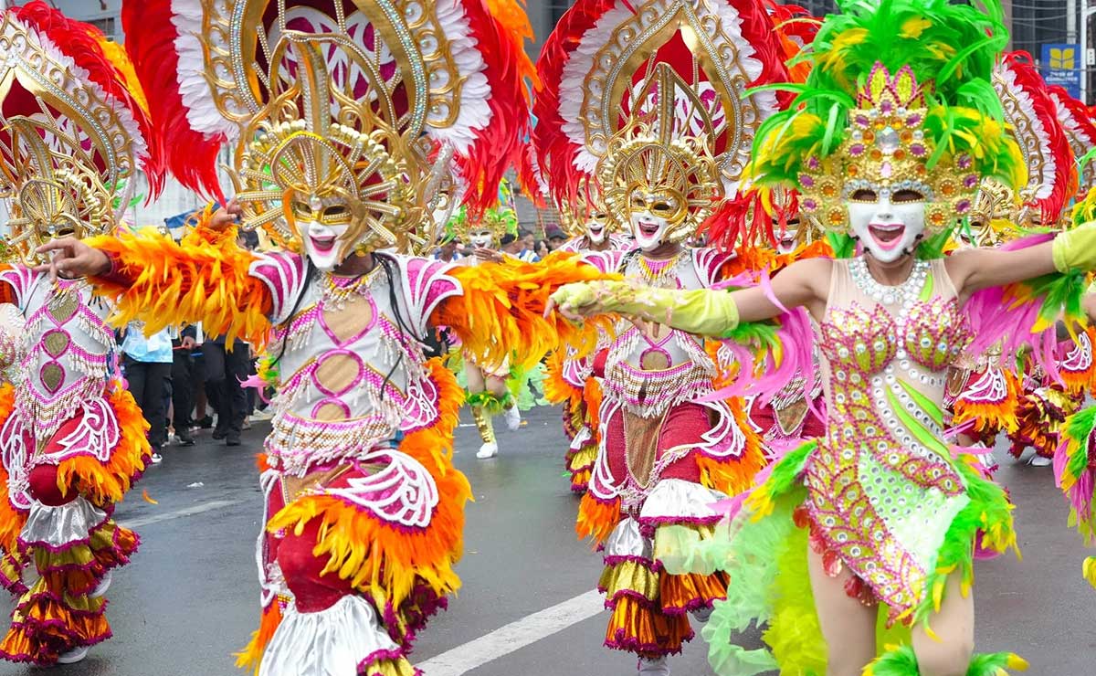 MassKara Fest draws huge crowds in Bacolod