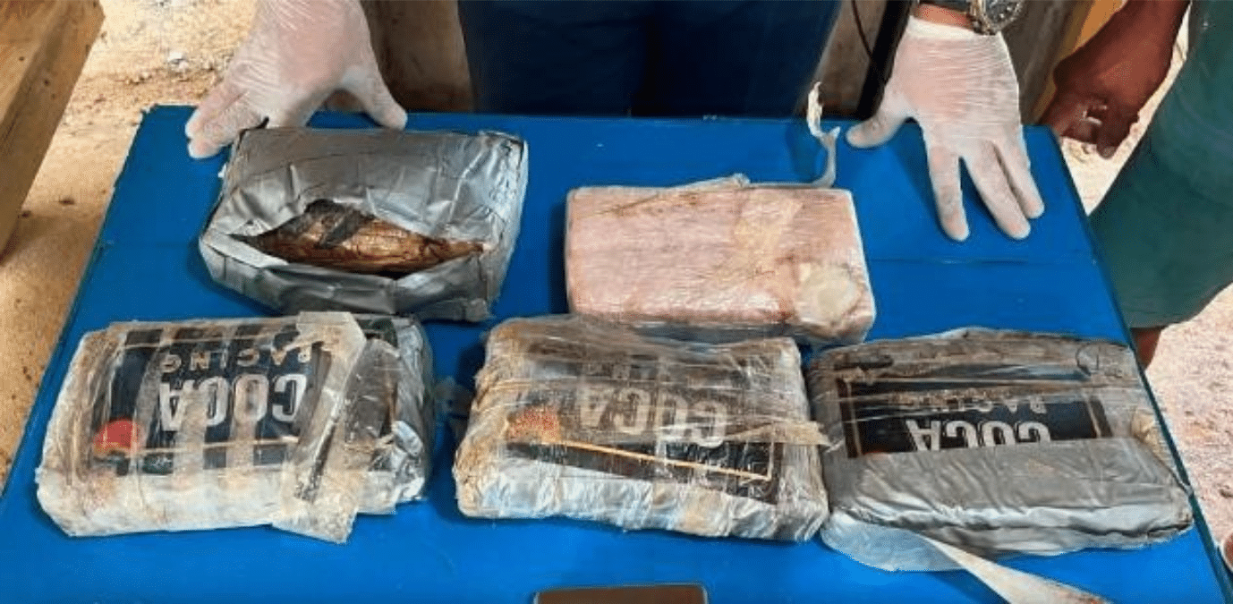Another suspected cocaine pack washes ashore in Quezon town