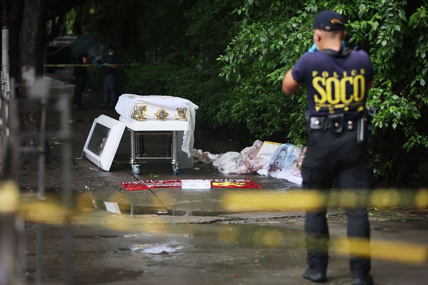 DFA on display of anti-China caskets: ‘disrespectful’