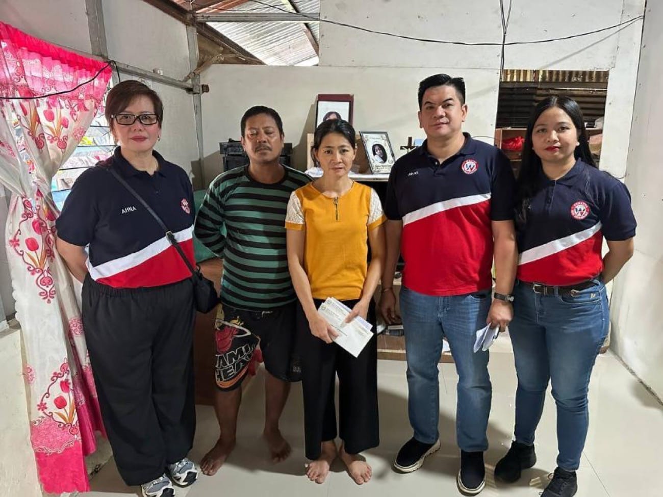 Gatchalian extends aid to families of 3 Tacloban school shooting victims
