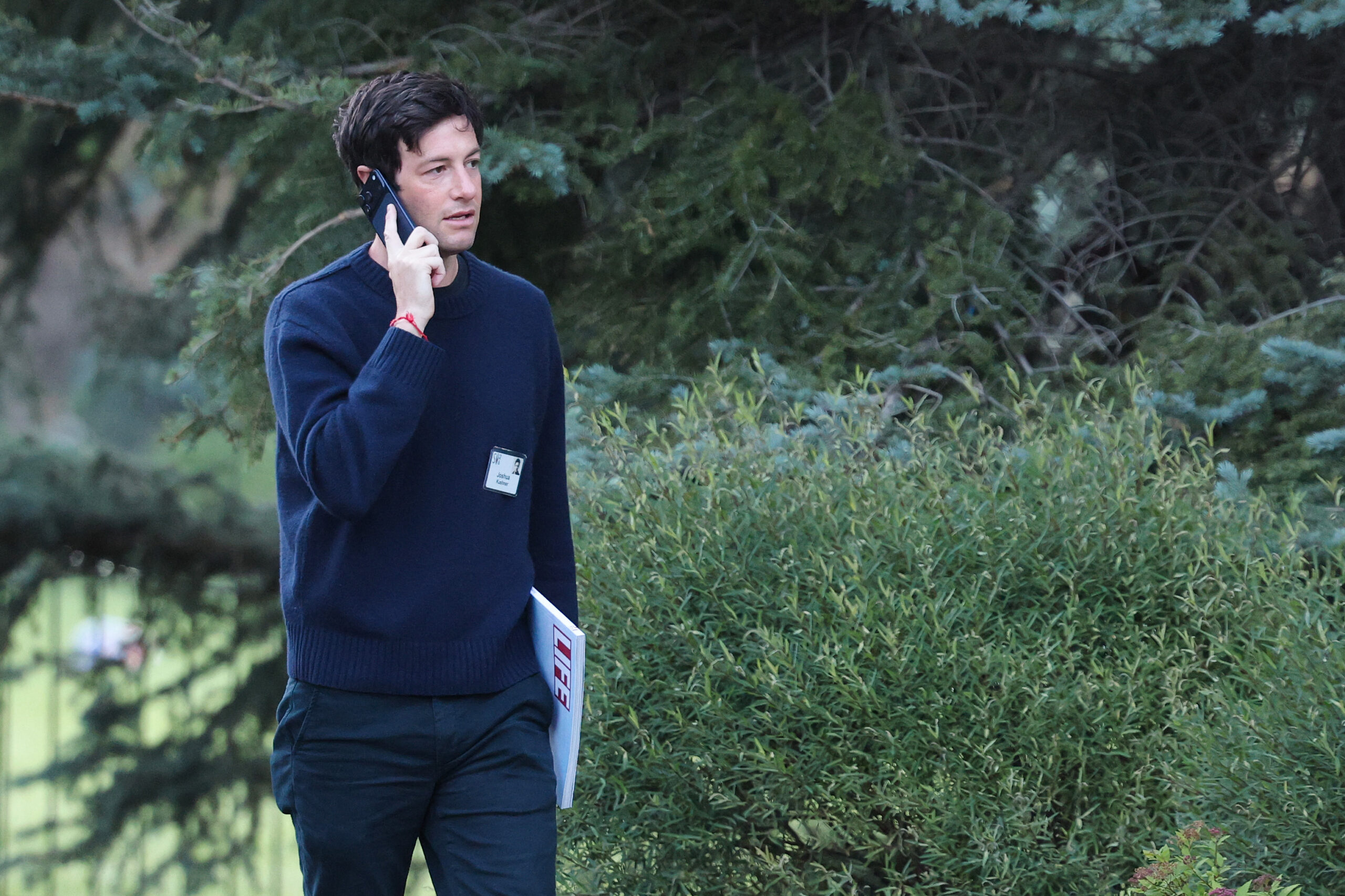 Josh Kushner and his partner, former Disney CEO Bob Iger, reached a stunning agreement this week to buy the NBA's Los Angeles Lakers.