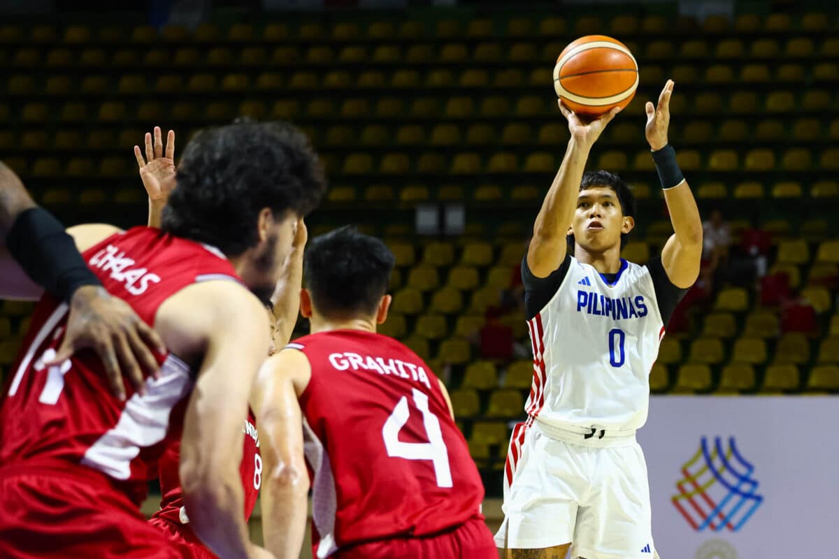 Gilas Pilipinas' Thirdy Ravena during a game against Indonesia in the SEA Games 2025 men's basketball semifinals