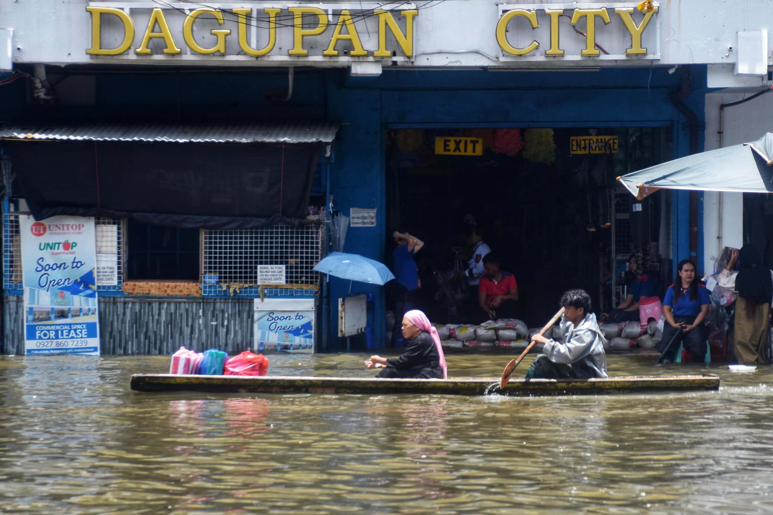 Floods deepen struggle of Dagupan businesses