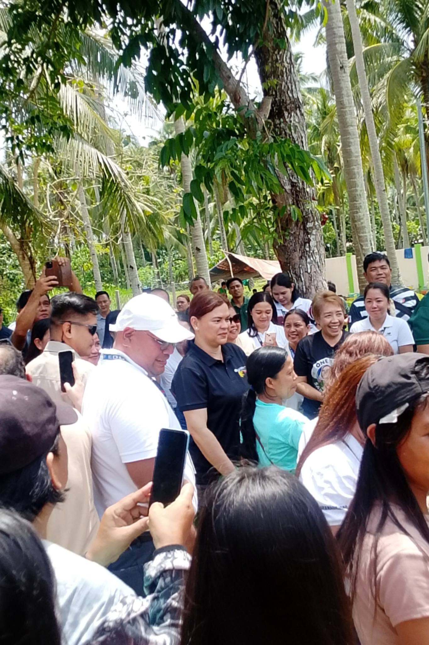 Sara Duterte visits Baybay City, joins Brigada Eskwela activities