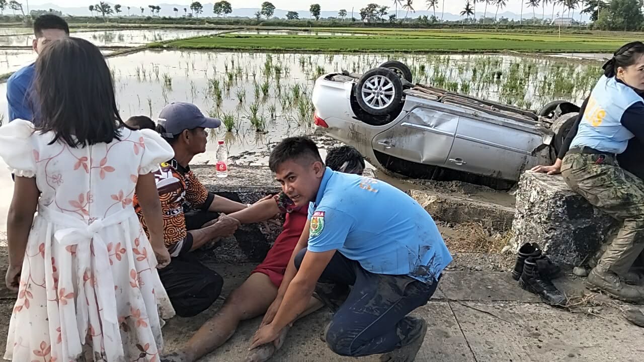 8 hurt as car crashes into rice field in Isabela