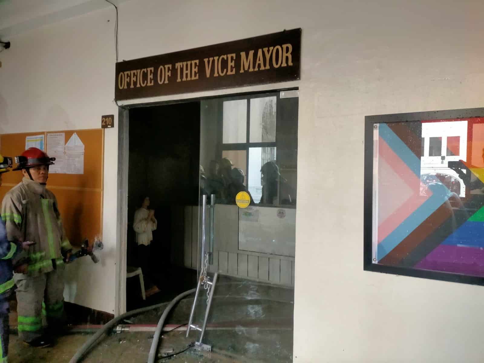 Fire breaks out at Manila City Hall’s office of vice mayor