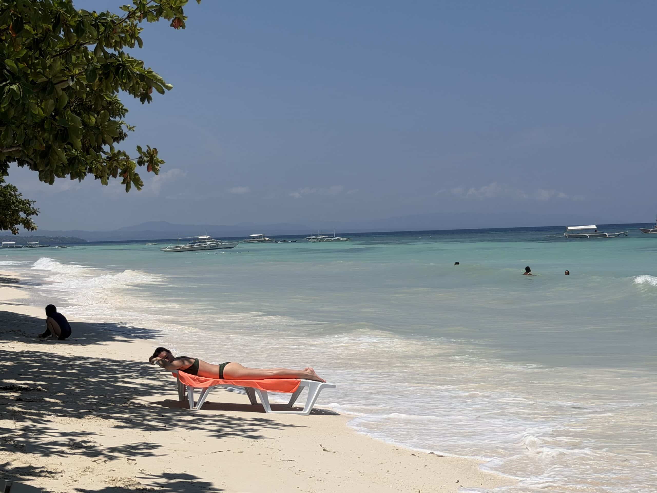 Bohol tourist arrivals drop 22% in first half of year