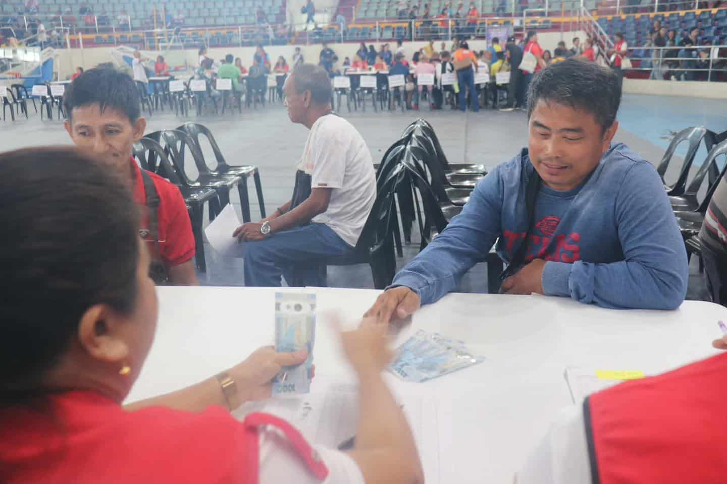 Over 9,000 drivers in Eastern Visayas receive fuel aid