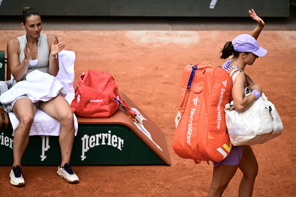Marta Kostyuk vs Iga Swiatek French Open Roland Garros