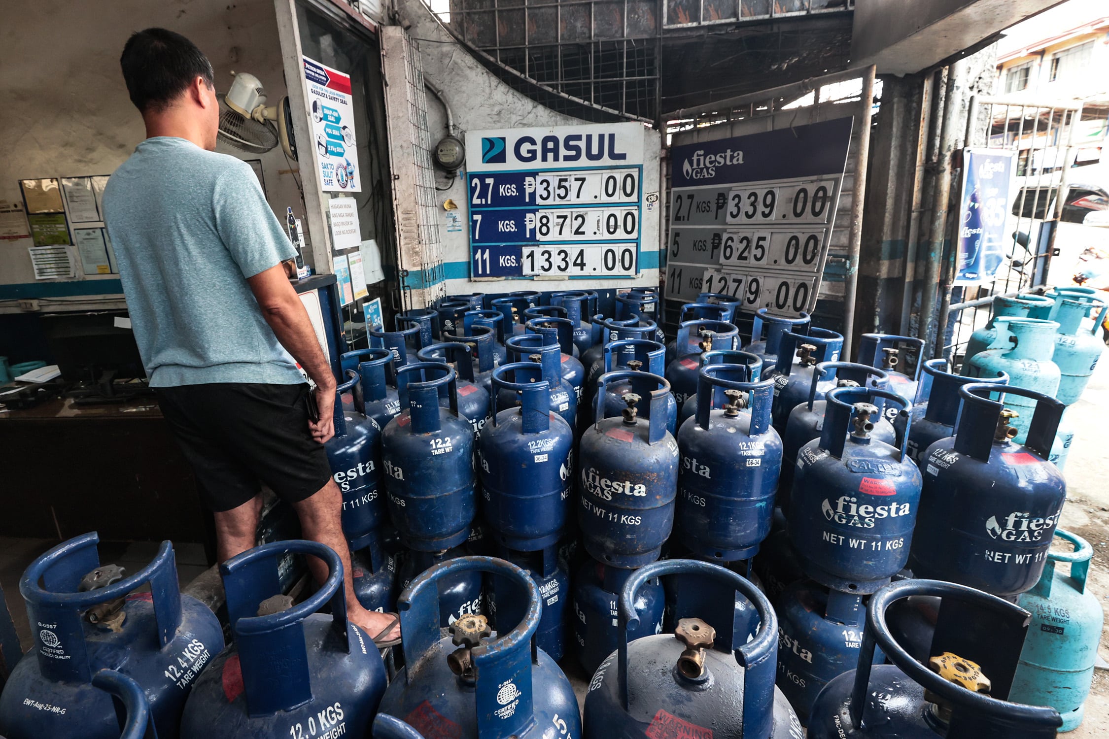 Gatchalian: Marcos can freeze LPG prices if costs spike sharply