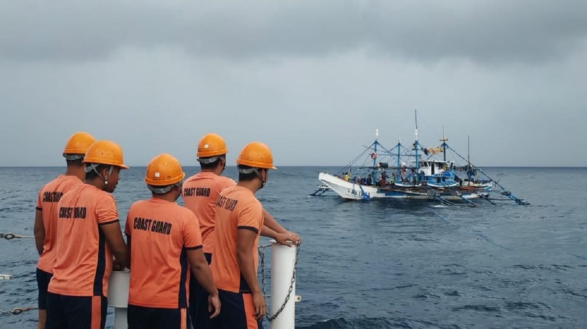 PCG rescues distressed fishing boat off Zambales; 9 crews return safely