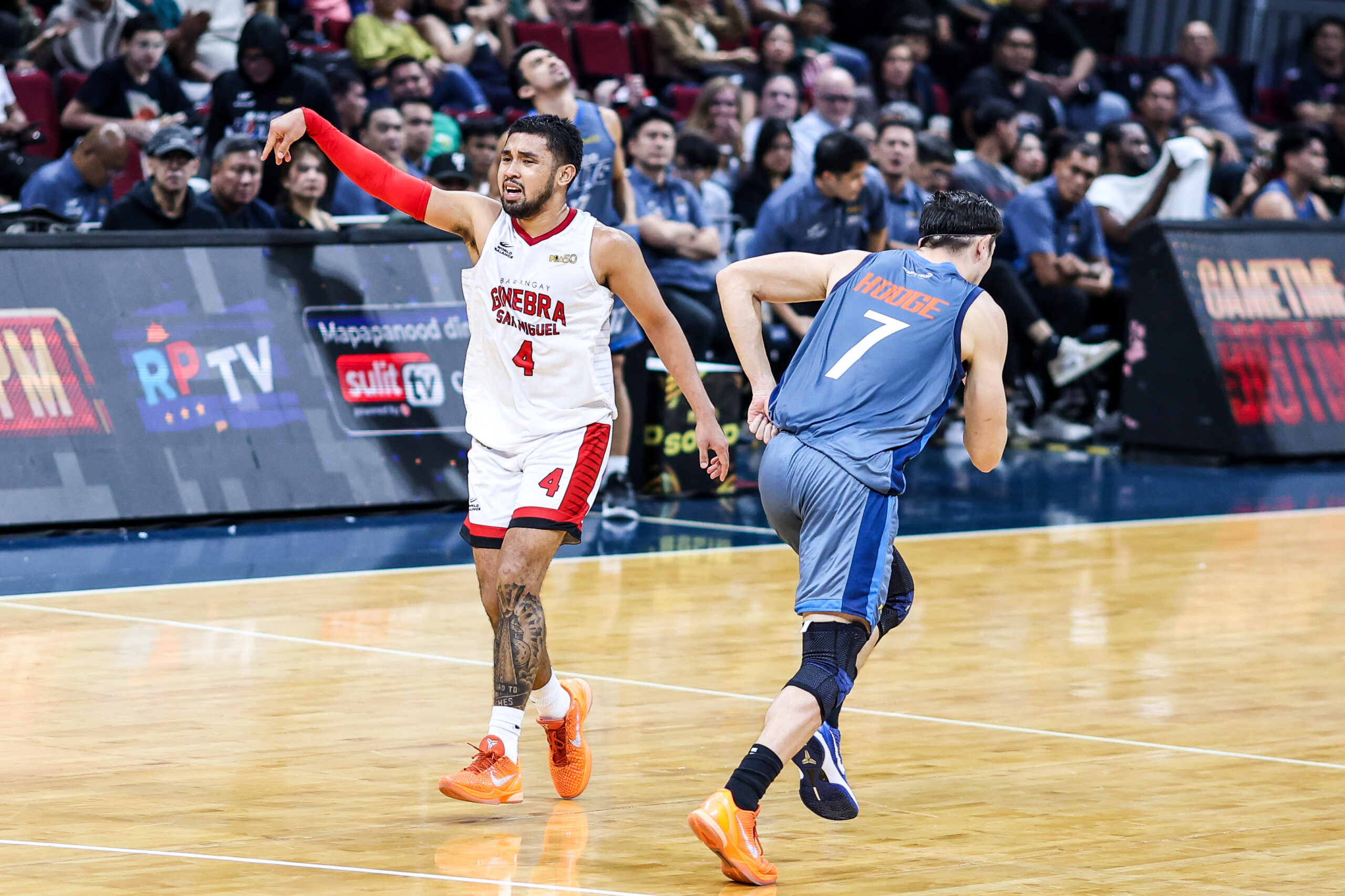 Barangay Ginebra Gin Kings' RJ Abarrientos during a game vs Meralco Bolts in the 2026 PBA Governors' Cup.
