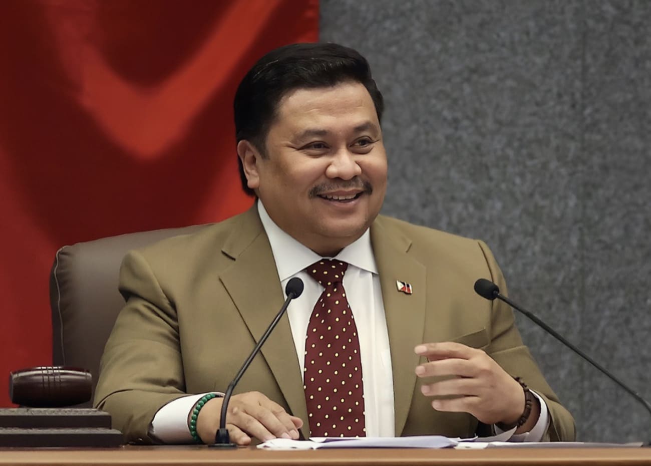 Sandiganbayan issues arrest warrant for plunder vs Jinggoy Estrada