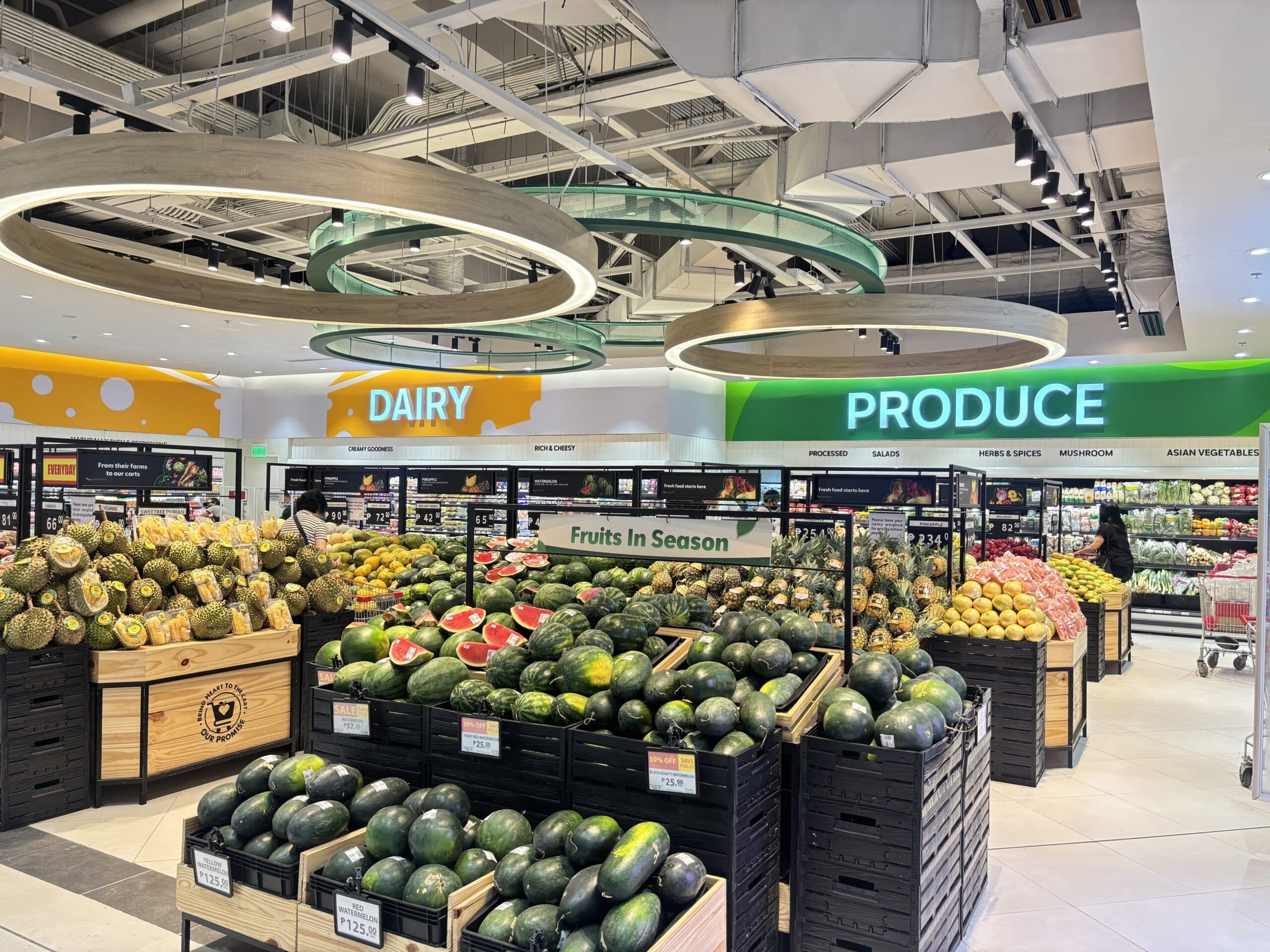 Robinsons Supermarket embraces premium vibe 