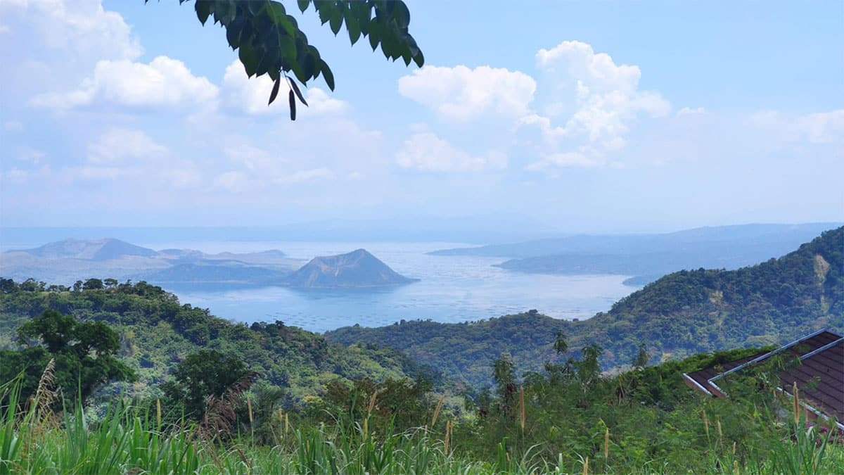 Taal Volcano update: Sulfur emissions up; Alert Level 1 stays