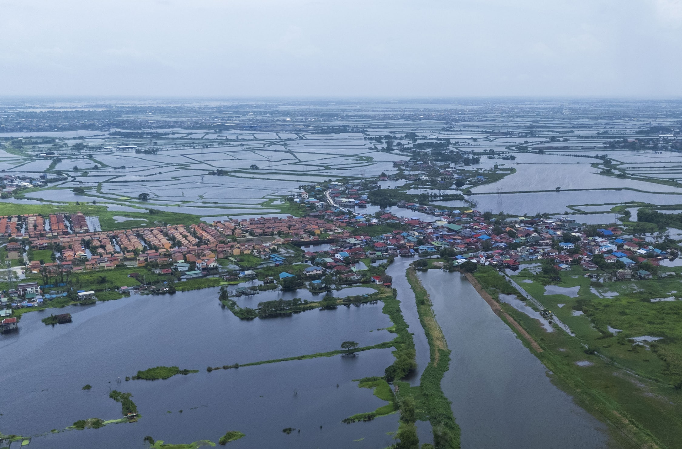 Amid floods, PH ‘quite secure’ in rice supply until year-end – agri chief