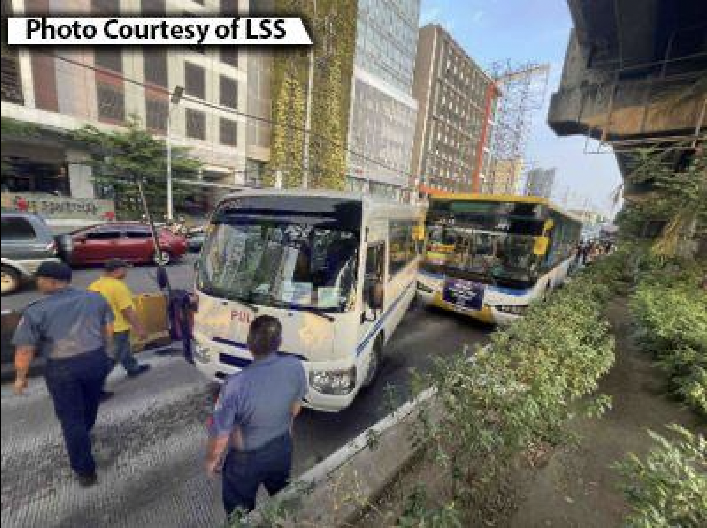 PNP bus driver faces reckless imprudence raps over Edsa busway collision