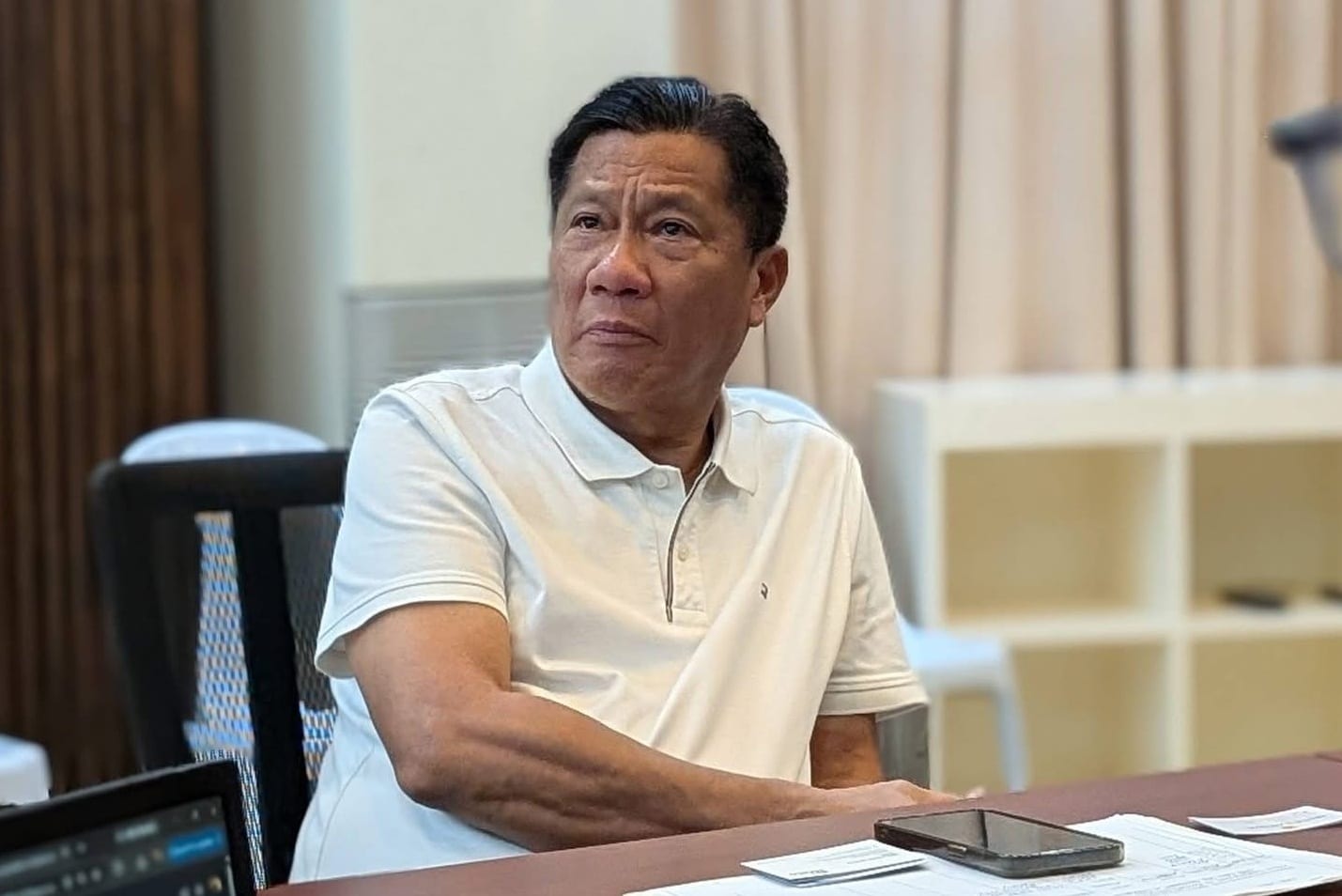 Ombudsman fines Cebu City mayor over night market operations