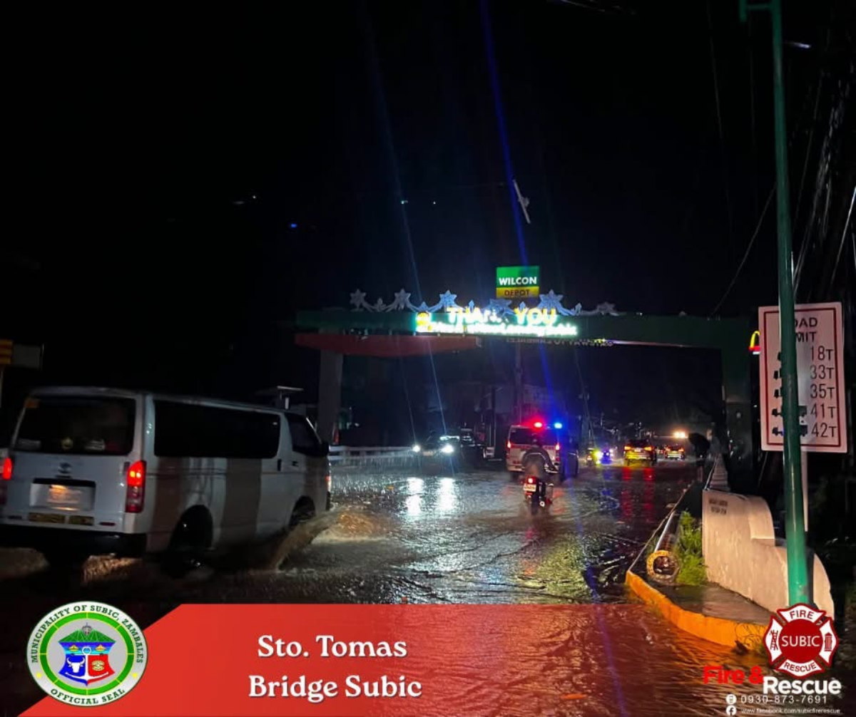 Portion of Zambales national highway impassable due to flood