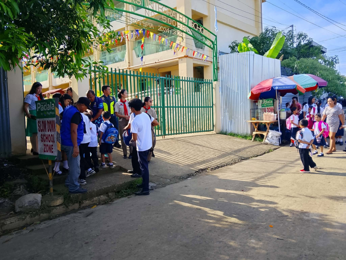 Barangay officials in Las Piñas hold Safer School Zones orientation