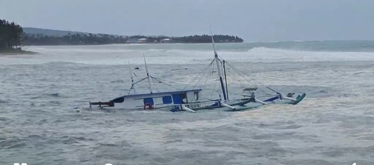 Parked passenger boat sinks in waters off Calayan town in Cagayan