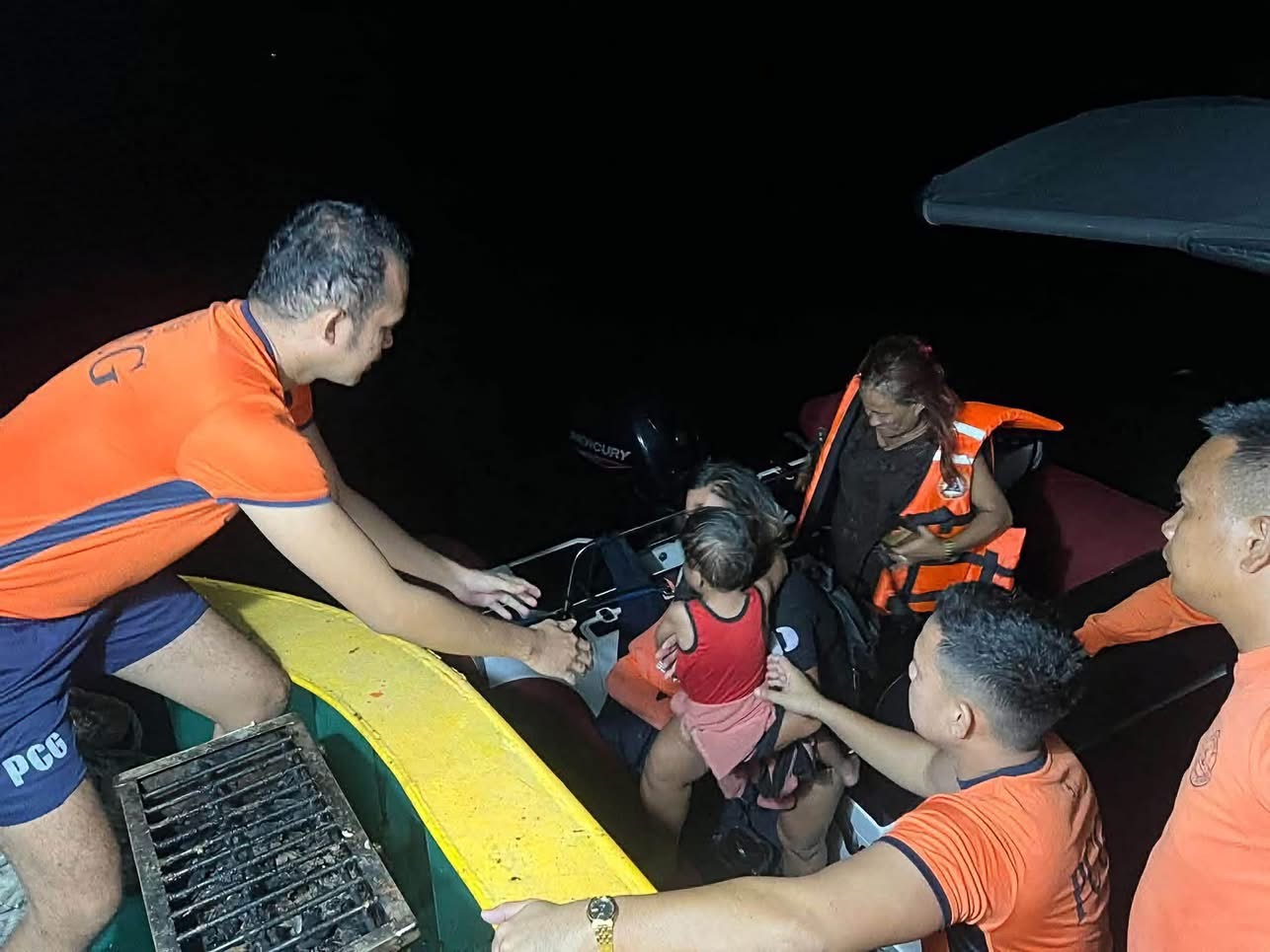 4 stranded individuals rescued island off Bislig City